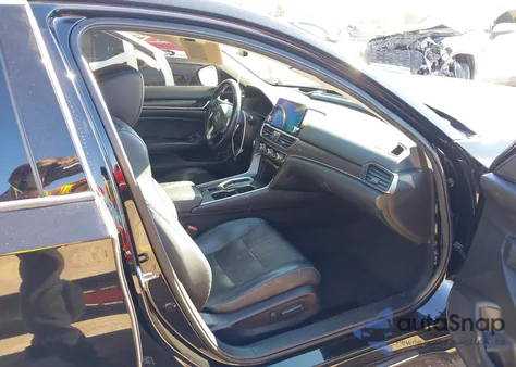 2018 Honda Accord Touring 2.0T from USA, damaged, VIN 1HGCV2F98JA001846